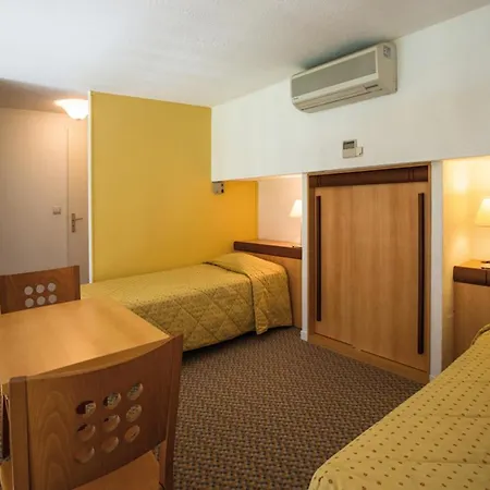 Scenic Le Mediterranee- Duplex 4 To 6 People Daire Saint-Raphaël